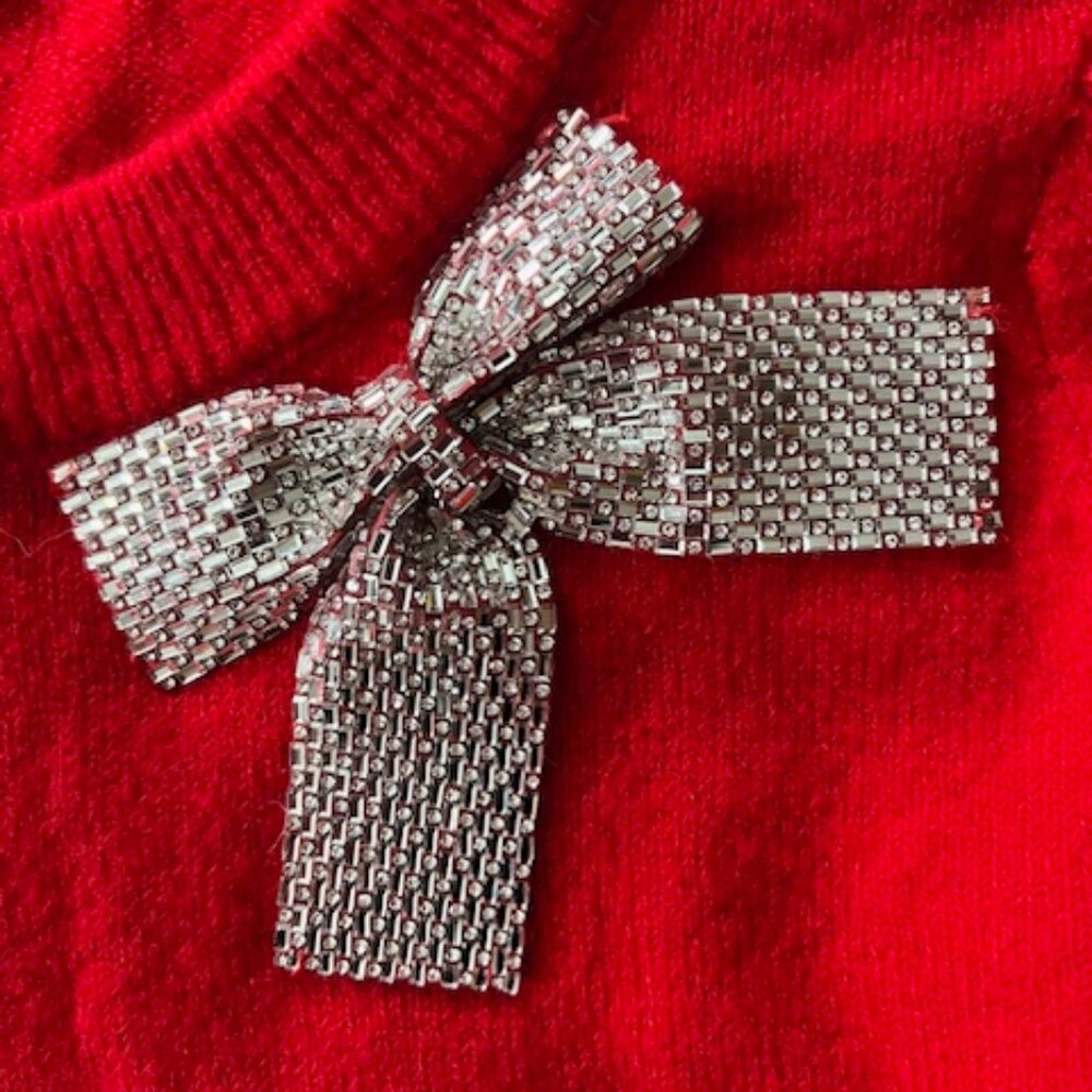 CeCe Rhinestone Bow Detail Cozy Red Sweater Woman's Size Large - Picture 6 of 13
